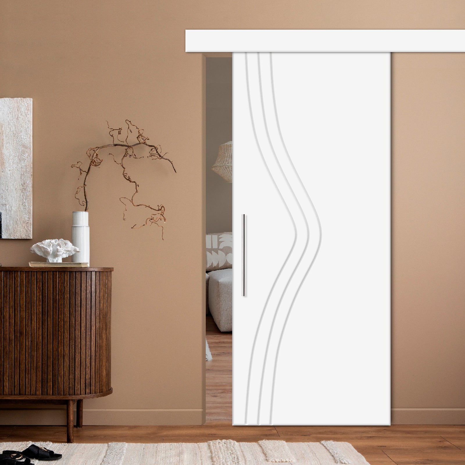 Moderna Puerta Corrediza Interior De Madera Con Diseño CNC Router  MIPC-1032