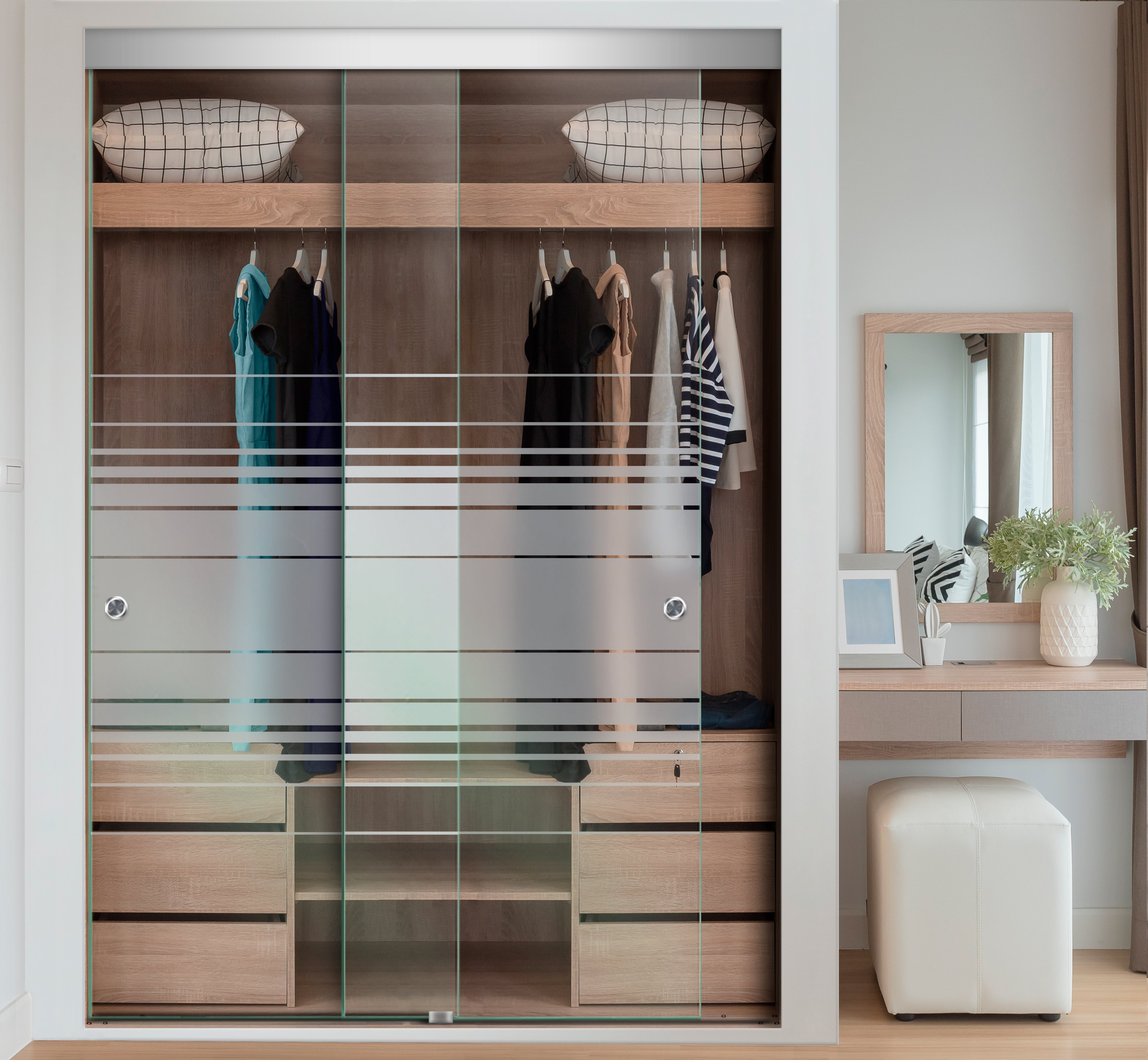 Puerta Corrediza De Vidrio Sin Marco Para Closet PCSM-1067