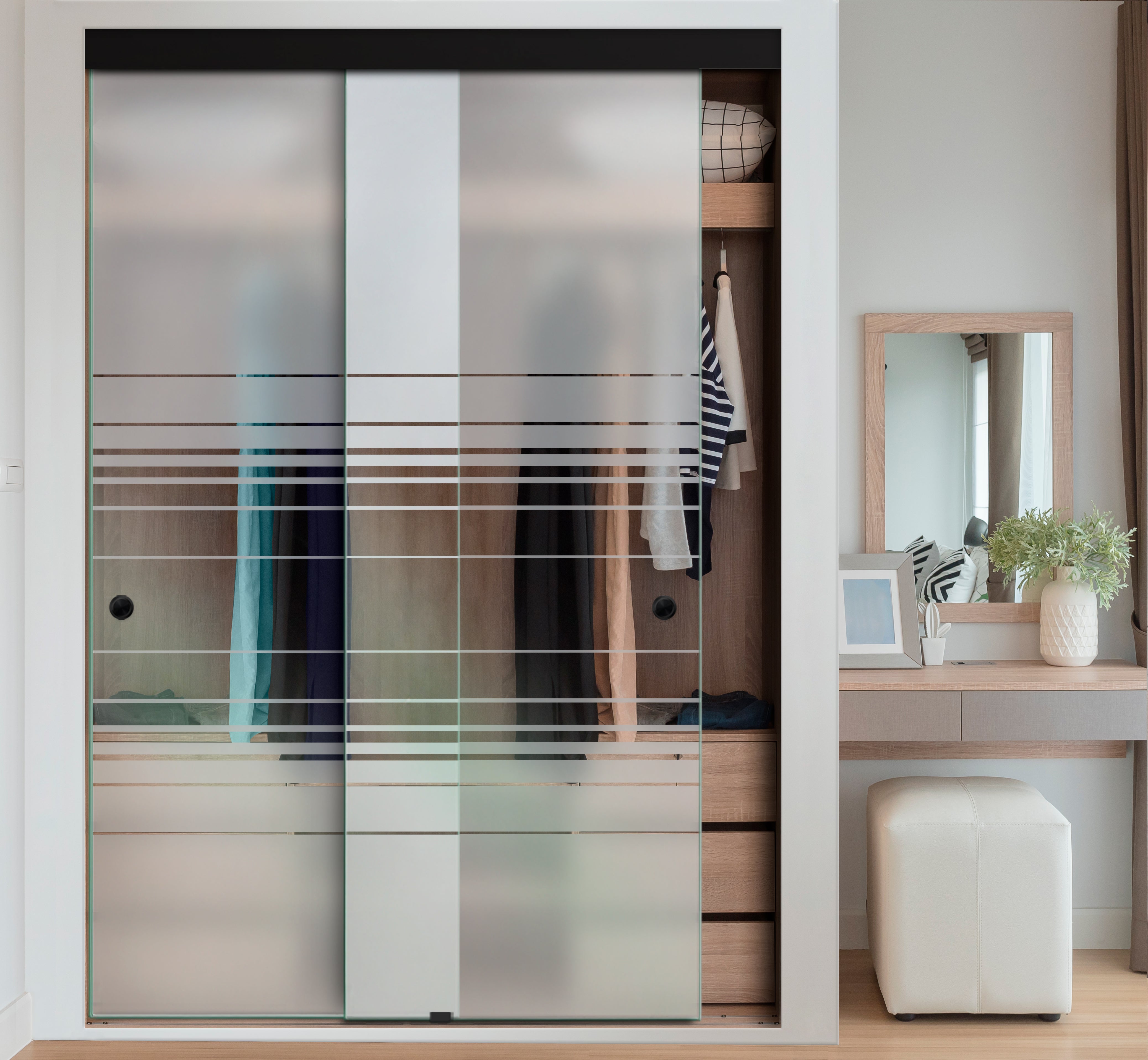 Puerta Corrediza De Vidrio Sin Marco Para Closet PCSM-1067