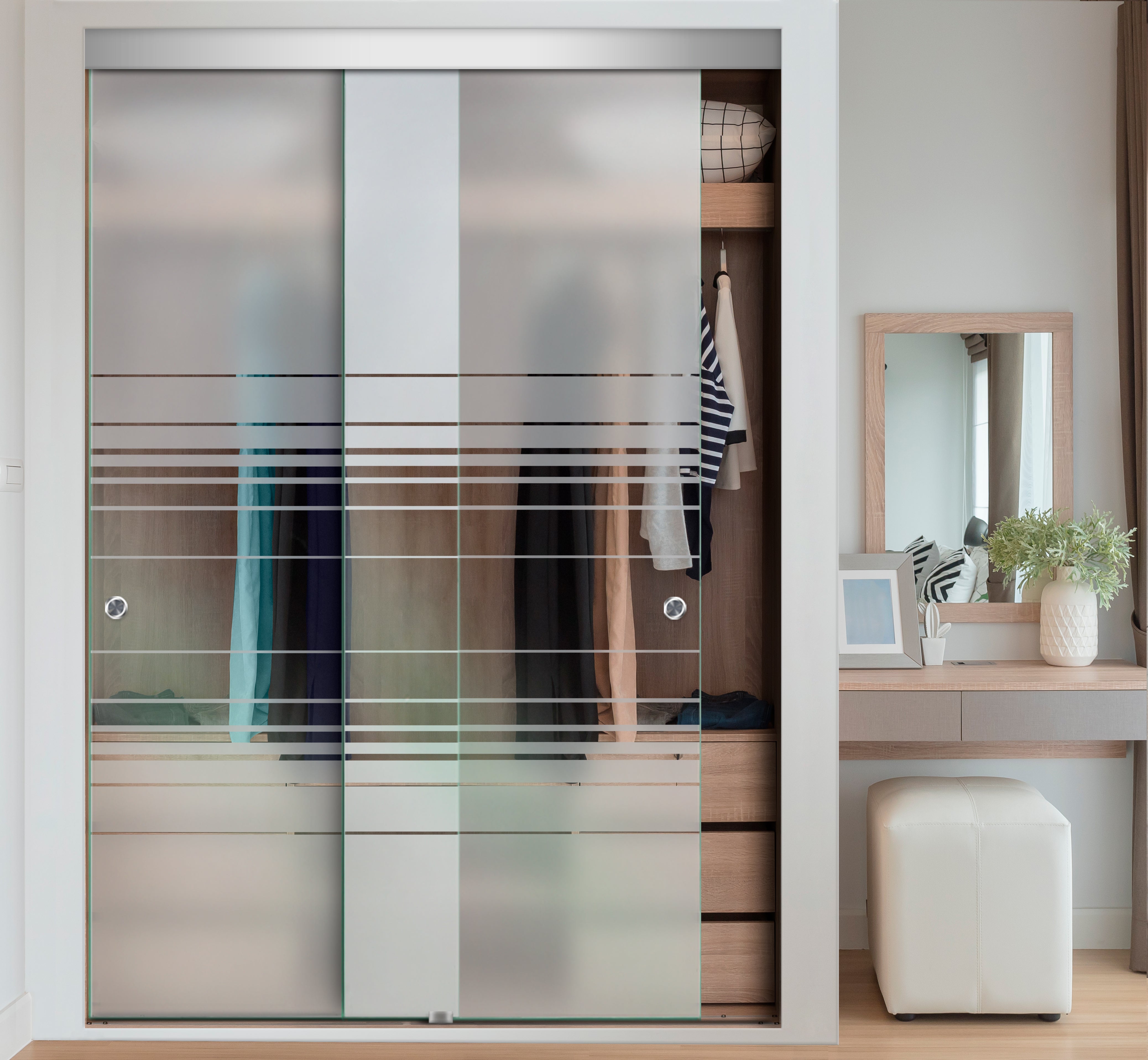 Puerta Corrediza De Vidrio Sin Marco Para Closet PCSM-1067