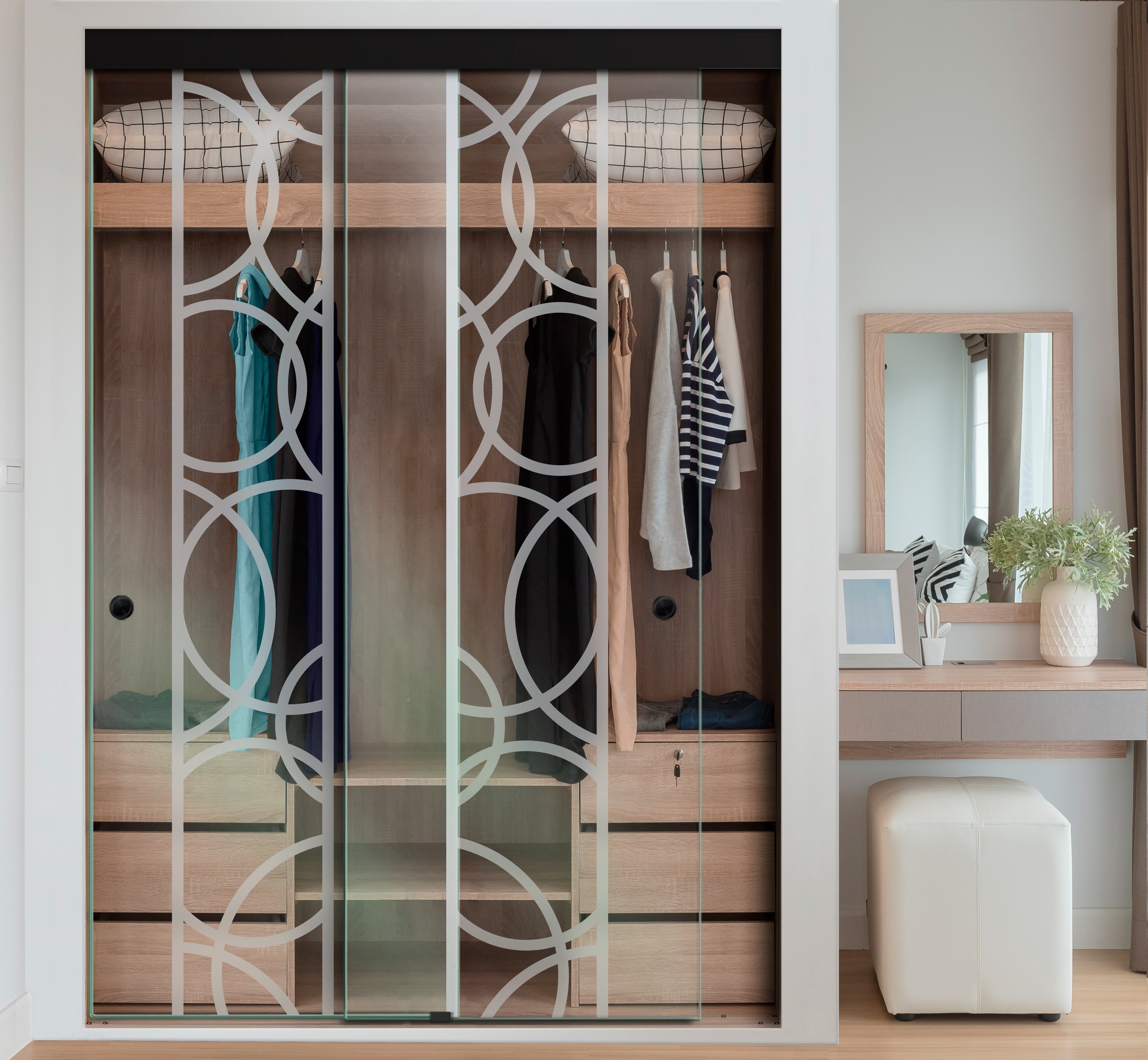 Puerta Corrediza De Vidrio Sin Marco Para Closet PCSM-2410