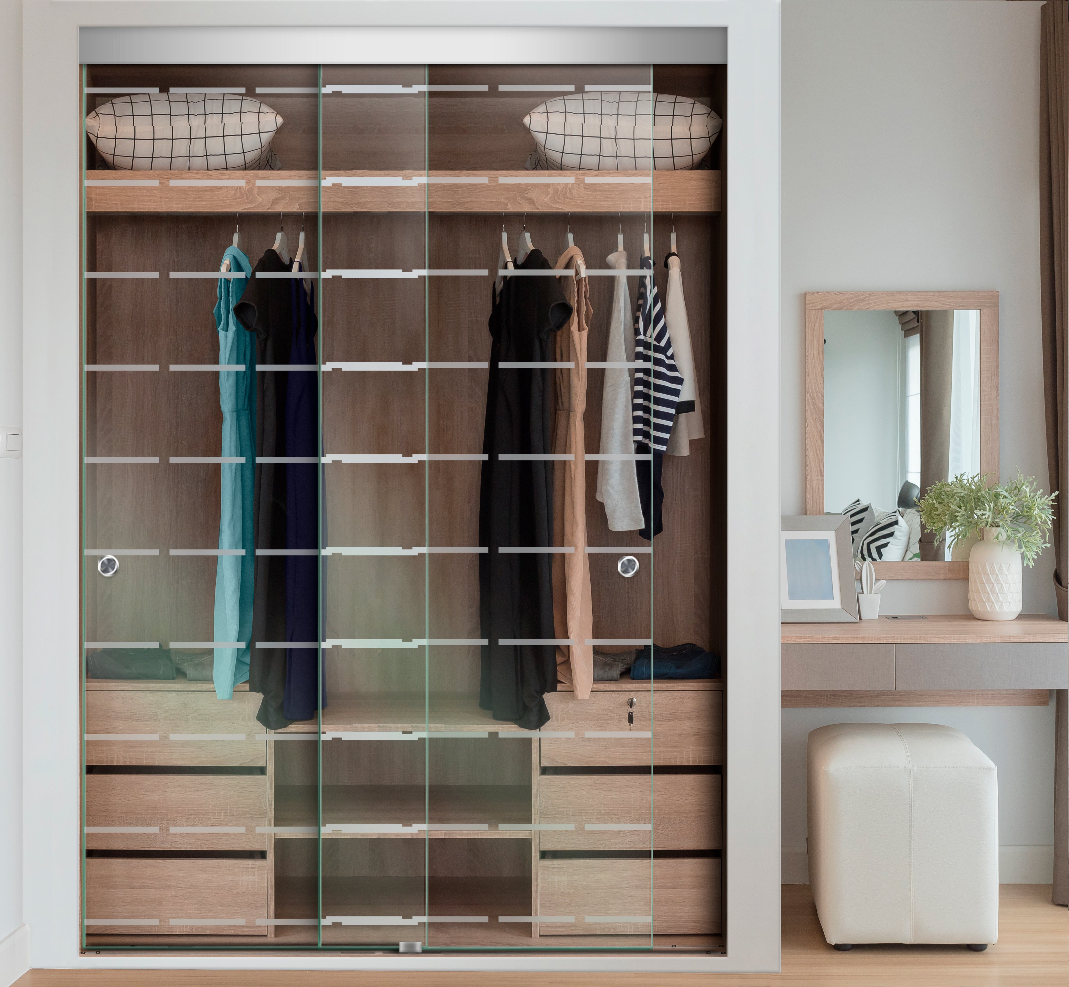 Puerta Corrediza De Vidrio Sin Marco Para Closet PCSM-1053