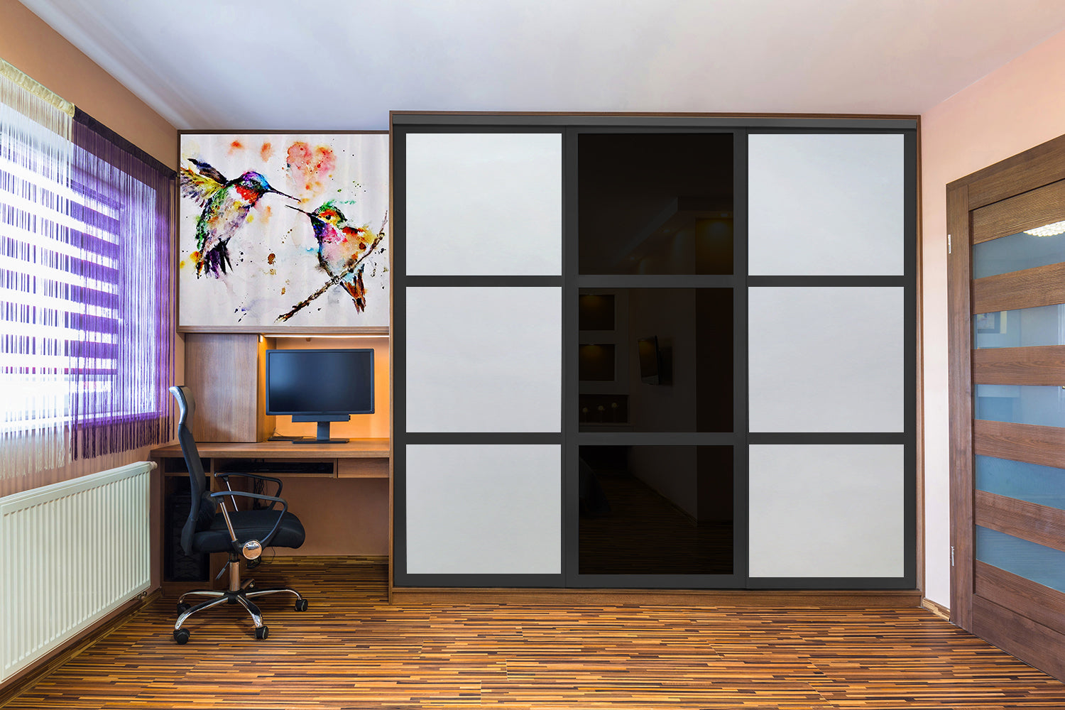 Puerta de Clóset con 3 Paneles - Completamente Privada y Cristal Pintado de Negro