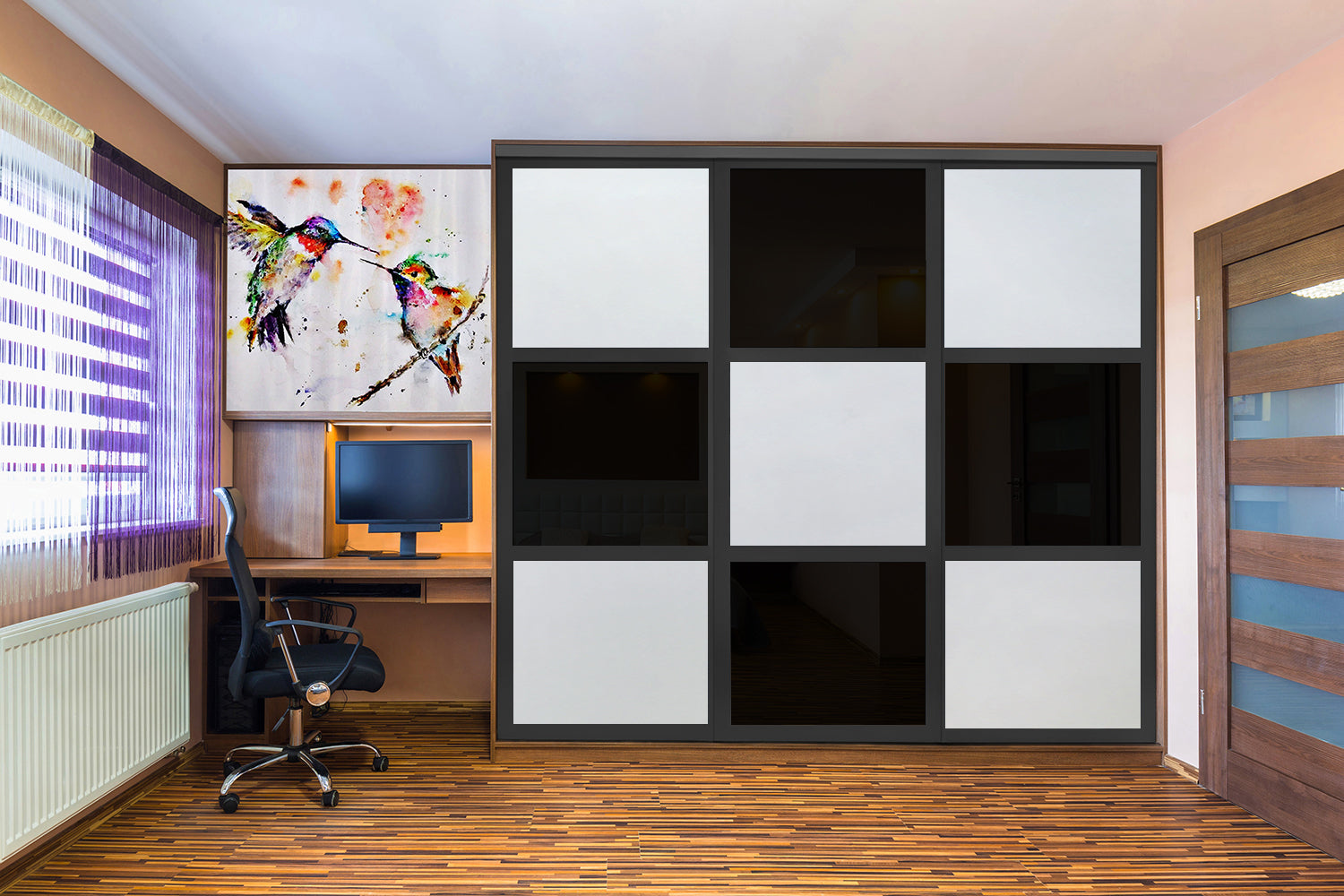 Puerta de Clóset con 3 Paneles - Completamente Privada y Cristal Pintado de Negro